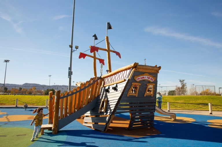santana park playground pirate ship